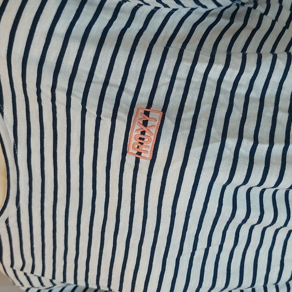 ROXY Tie-front T-shirt - Picture 2 of 9